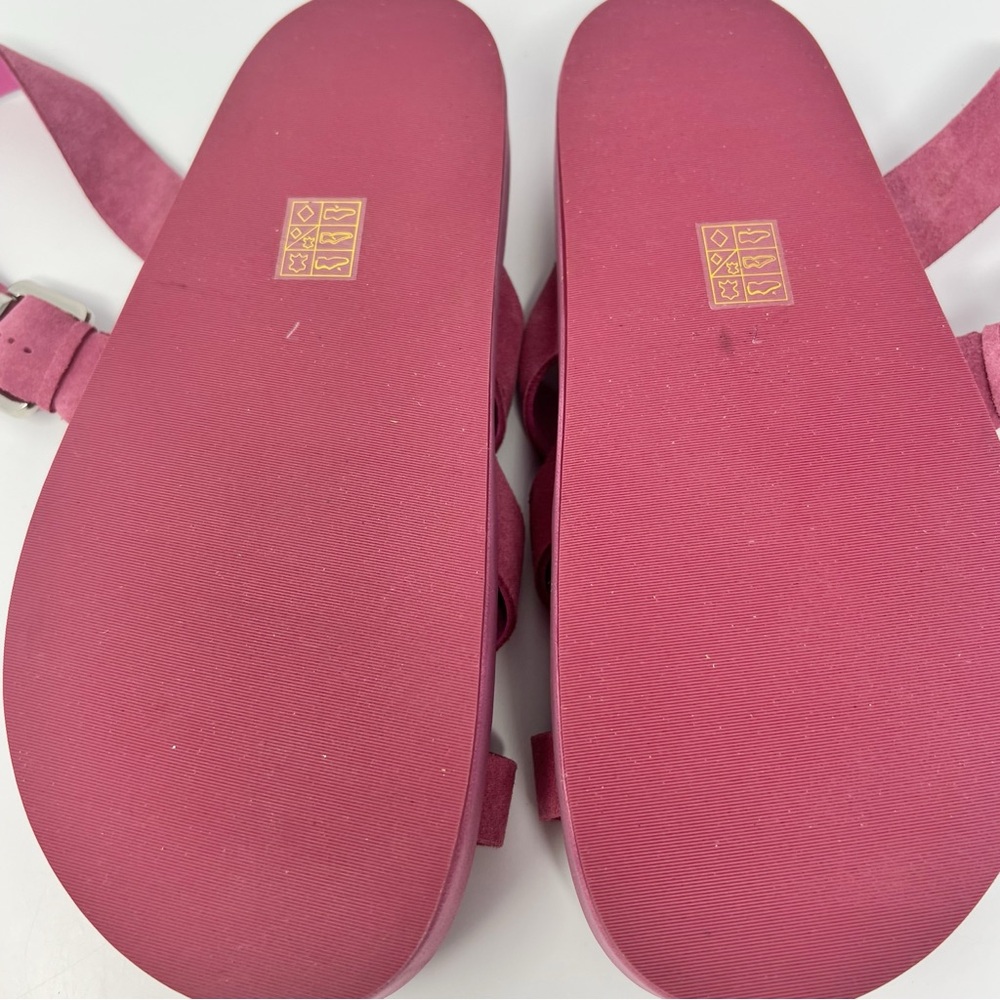 Jeffrey Campbell Hebrides Suede Sandals
Size 7 - Picture 4 of 6